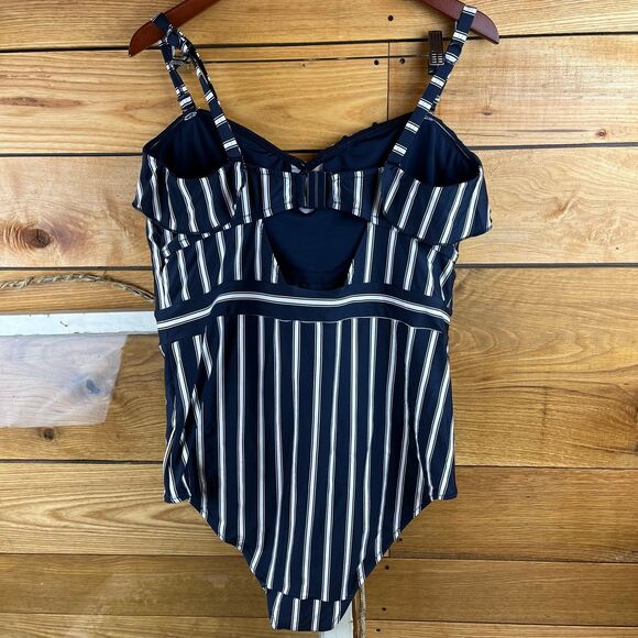 City Chic Plus Sz Swimsuit Navy White Ruffle Flattering sz 20 - Picture 4 of 7